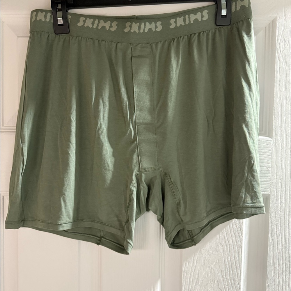 SKIMS Men's Olive Boxer Briefs